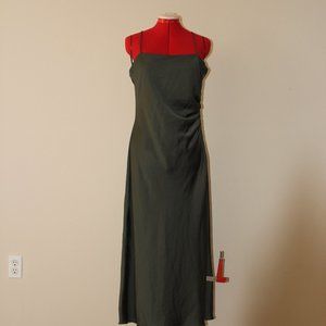 Olive green ZARA dress with slit. XL